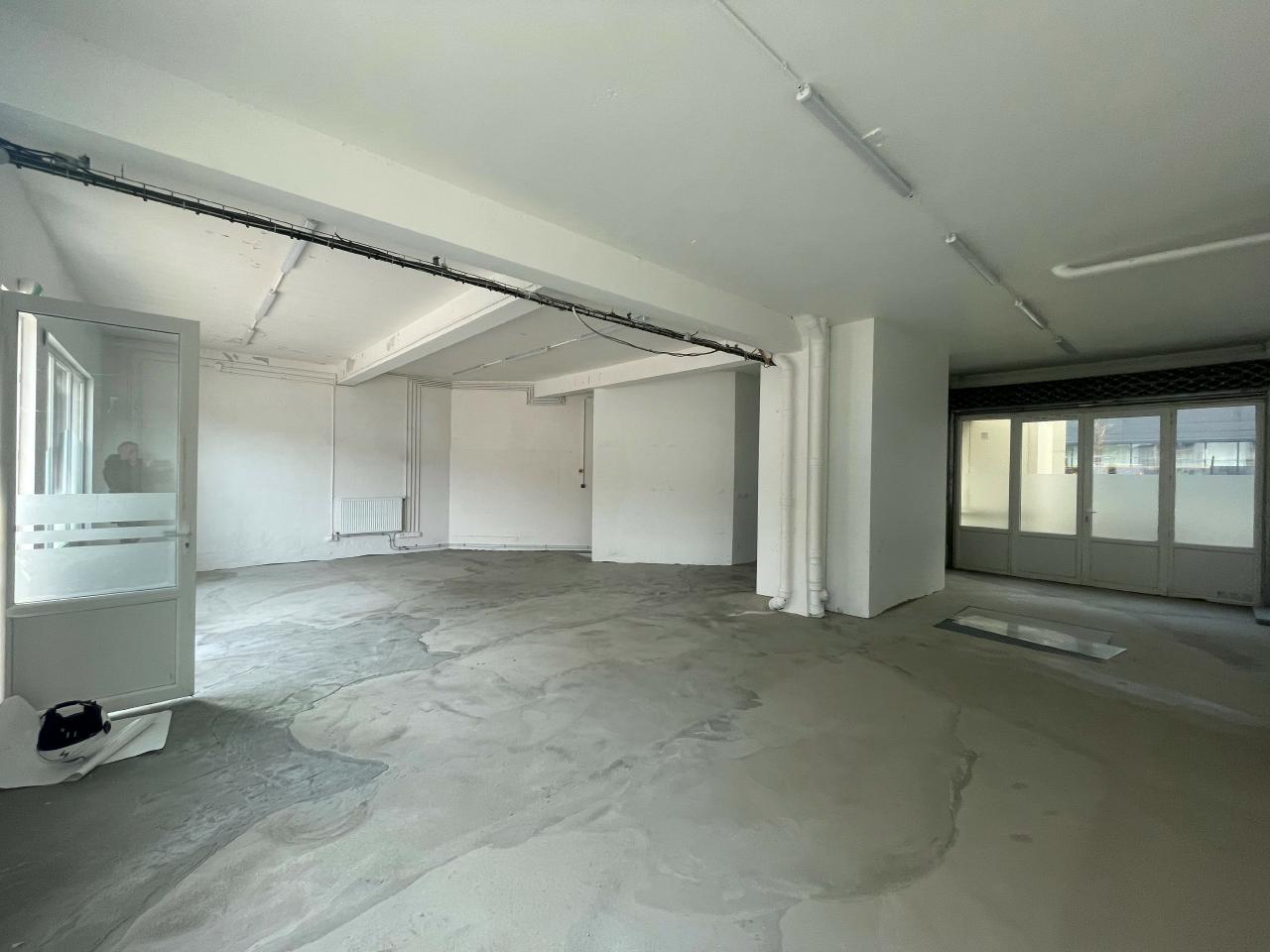 Local d'activité Issy-les-Moulineaux 123m² Location local d'activité Issy-les-Moulineaux Hauts-de-Seine OLACT2421542 6